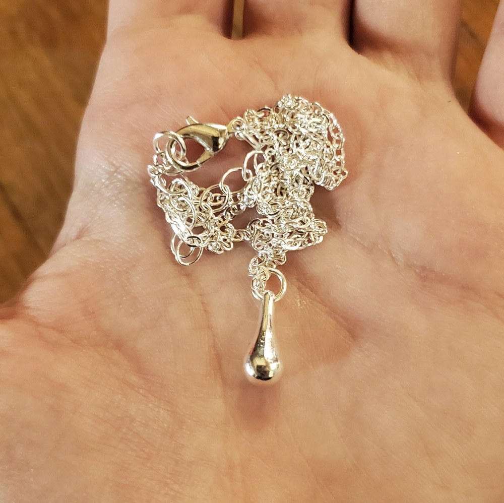 New Dainty Silver Teardrop Necklace - Picture 6 of 16